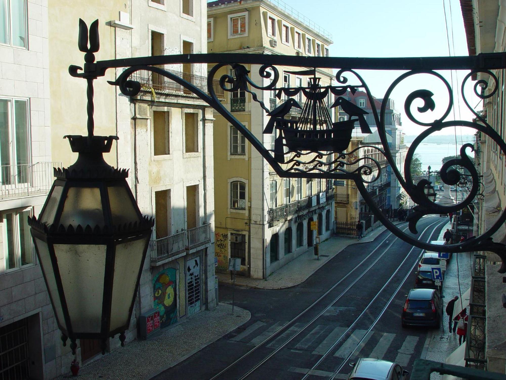 Hall Chiado Lisboa Exterior foto
